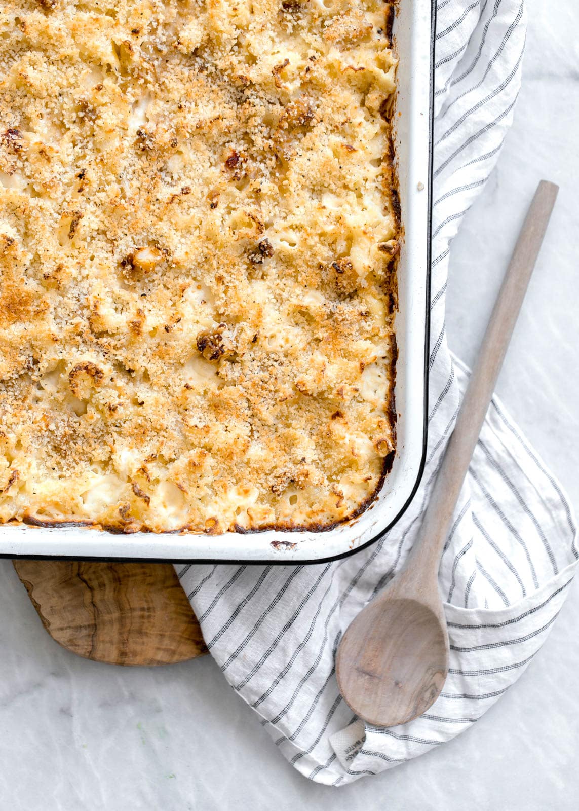 lobster mac and cheese I howsweeteats.com 