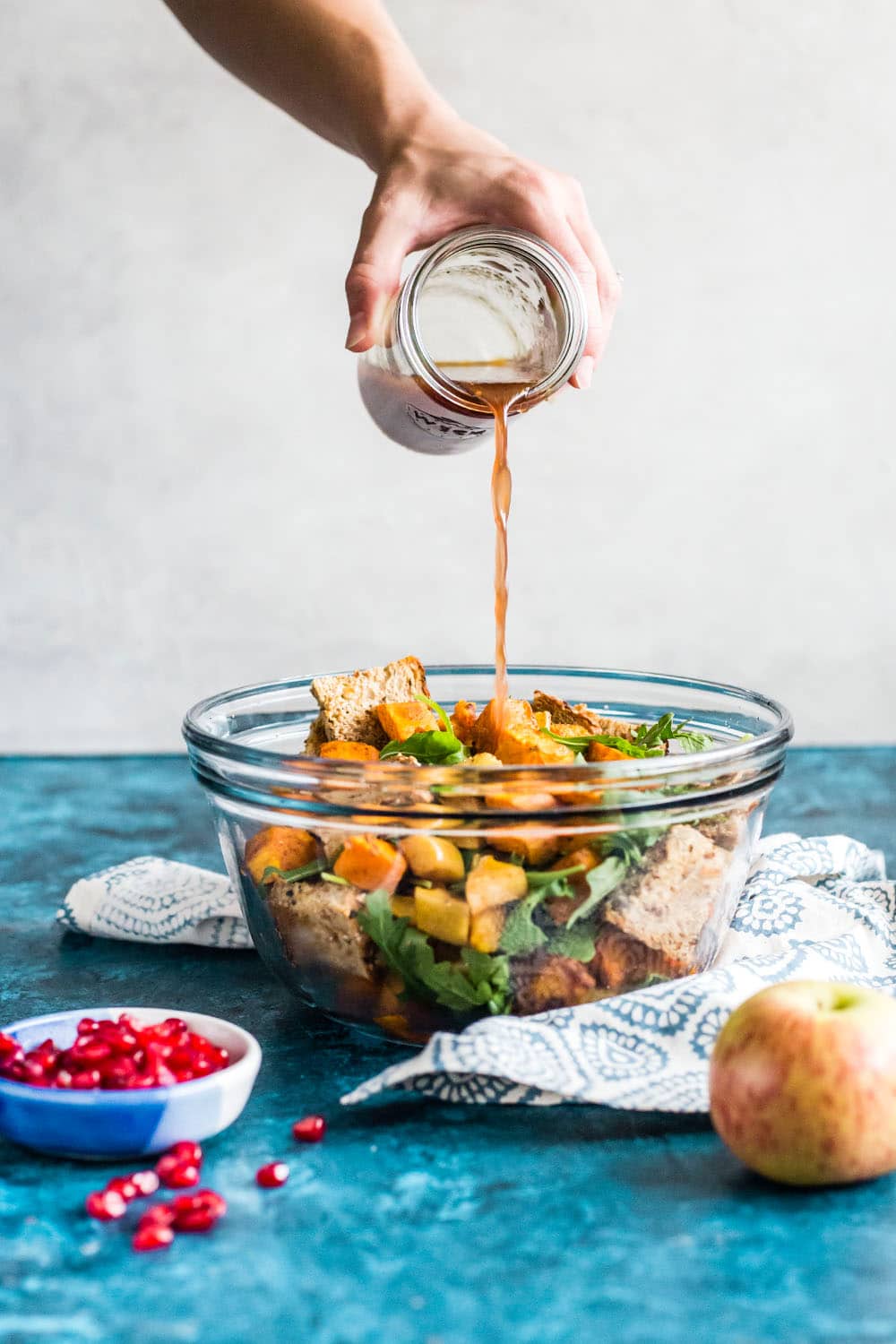 roasted autumn panzanella salad I howsweeteats.com