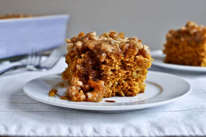 Pumpkin Coffee Cake I howsweeteats.com