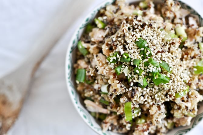 Toasted Sesame Quinoa with Chicken I howsweeteats.com Toasted Sesame Quinoa with Chicken I howsweeteats.com