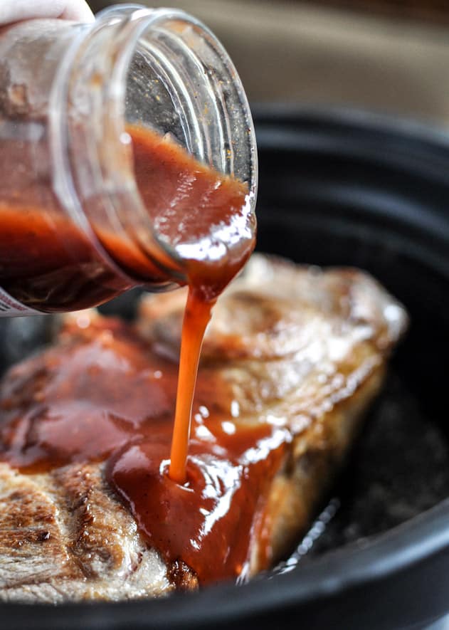 Crockpot BBQ Beer Pulled Pork Tacos with Crispy Onion Straws and Mango Salsa I howsweeteats.com