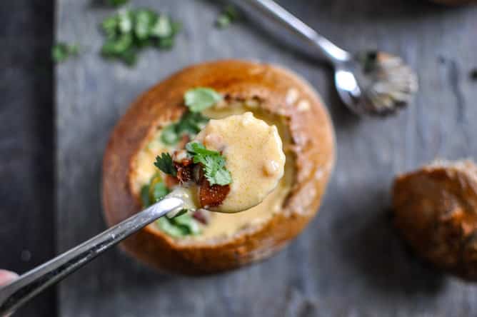 Beer Cheese Soup in Easy Homemade Whole Wheat Bread Bowls I howsweeteats.com