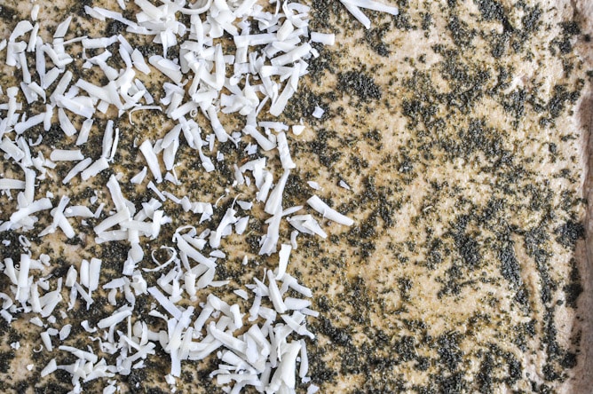 Butternut Squash, Sage Pesto and Prosciutto Pizza I howsweeteats.com