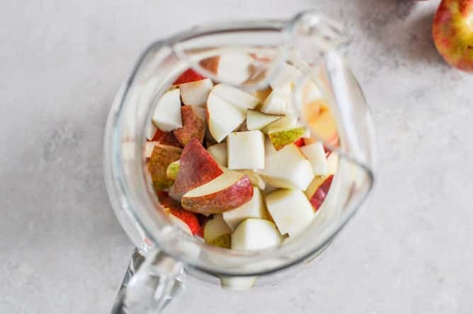 Apple Cider Sangria I howsweeteats.com