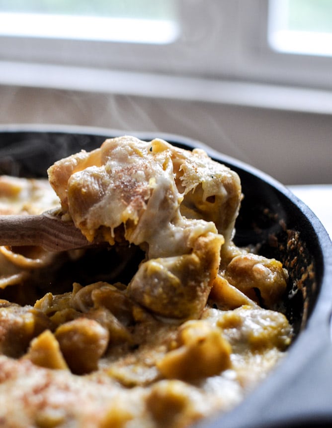Easy Butternut Skillet Shells & Cheese I howsweeteats.com