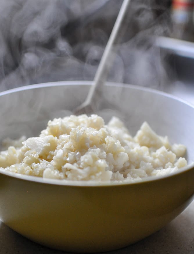 Creamy Cauliflower Soup I howsweeteats.com