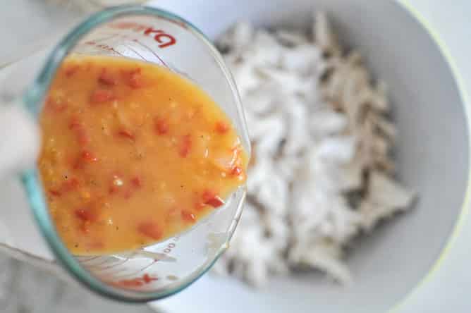 Lightened Up Chicken Enchiladas I howsweeteats.com