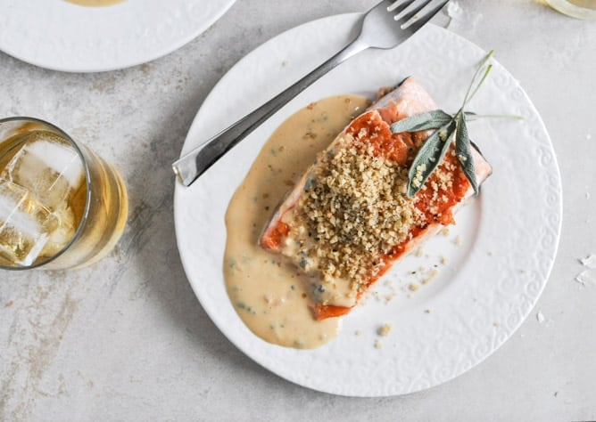 Pan-Crisped Salmon with Light Dijon Cream and Garlic Butter Breadcrumbs I howsweeteats.com