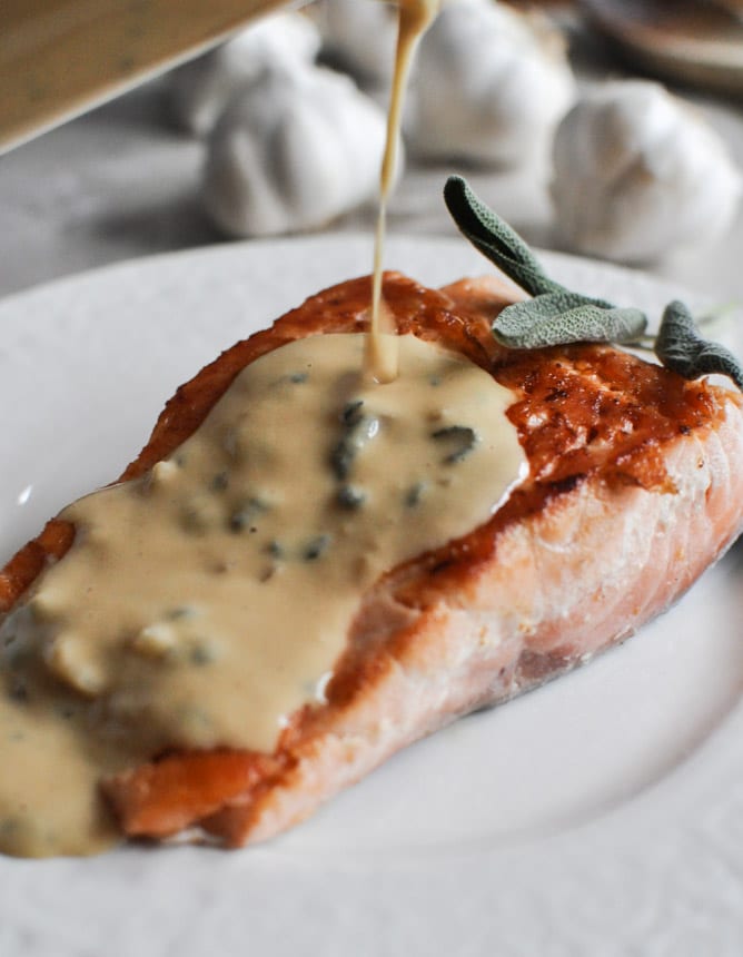 Pan-Crisped Salmon with Light Dijon Cream and Garlic Butter Breadcrumbs I howsweeteats.com