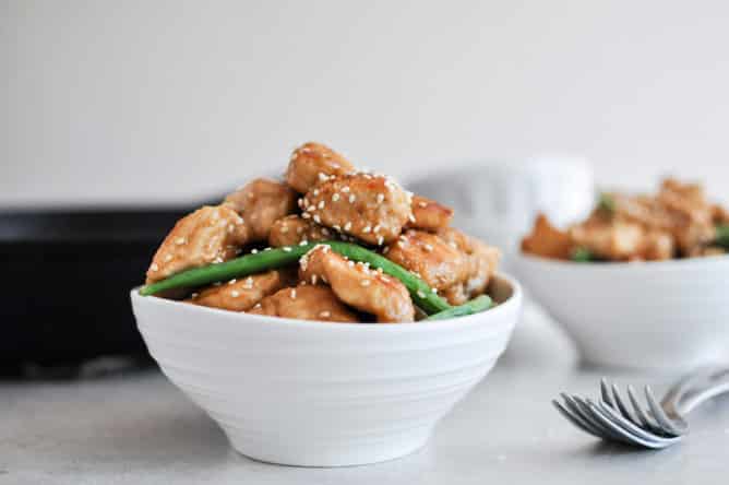 Simple Sesame Chicken Skillet I howsweeteats.com