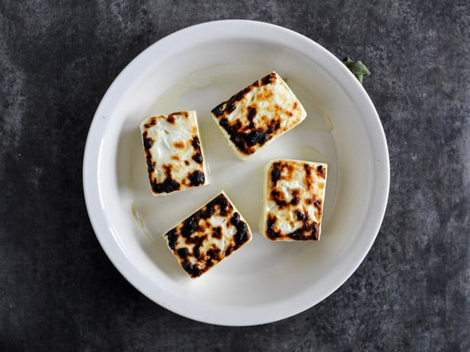 Broiled Feta with Caramelized Cinnamon Pears I howsweeteats.com