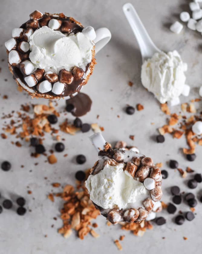 Crockpot Coconut Hot Chocolate I howsweeteats.com