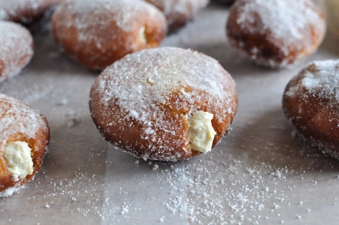 Peanut Butter Cream Filled Donuts I howsweeteats.com Peanut Butter Cream Filled Donuts I howsweeteats.com