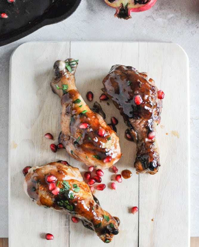 Sweet and Sticky Pomegranate Chicken I howsweeteats.com