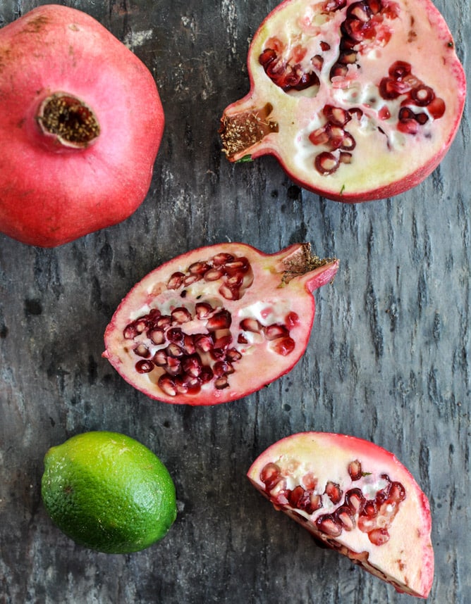 Pomegranate Margaritas I howsweeteats.com
