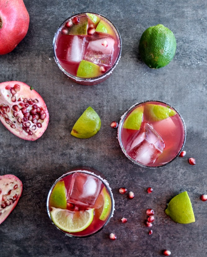 Pomegranate Margaritas I howsweeteats.com