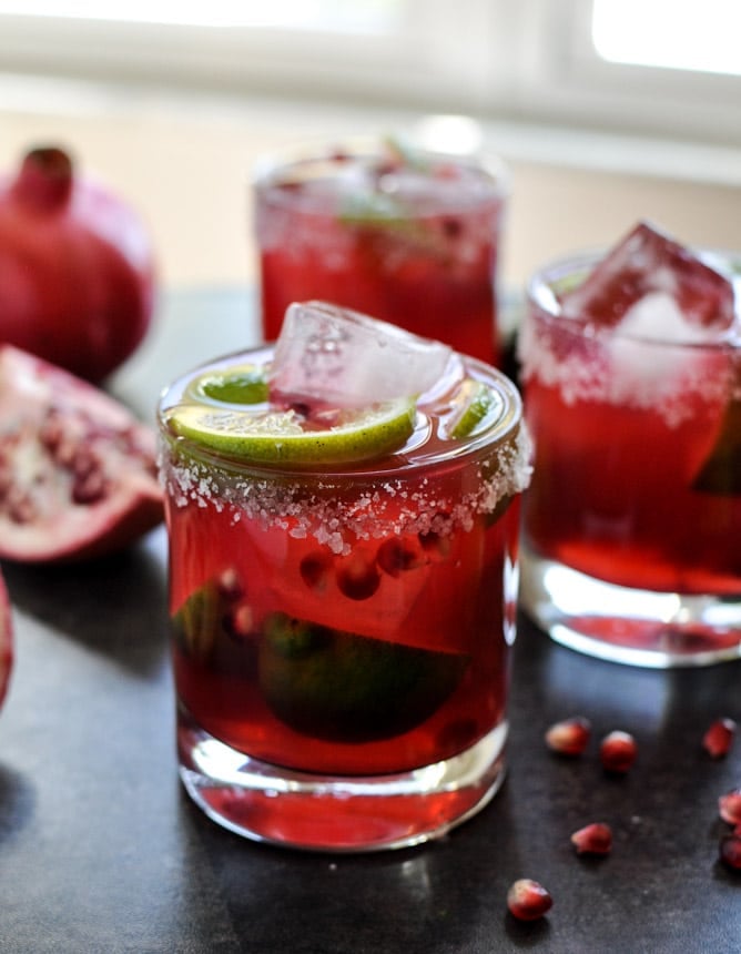 Pomegranate Margaritas I howsweeteats.com