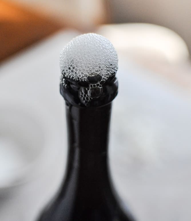 Coconut Vanilla Bellinis I howsweeteats.com