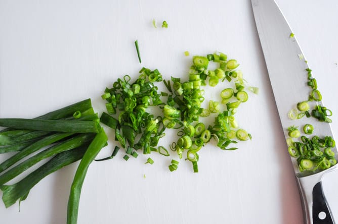 Cheddar Tailgating Bread I howsweeteats.com