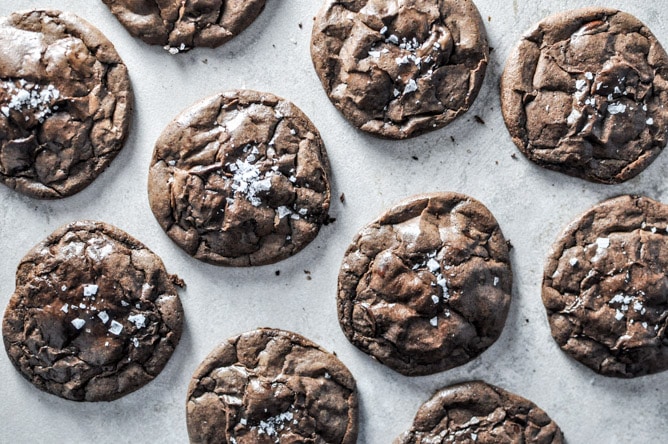 Salted Dark Chocolate Truffle Cookies I howsweeteats.com