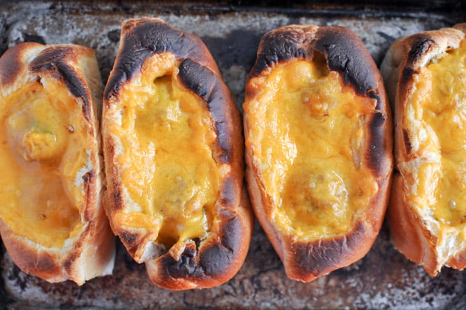 Jalapeño Cheddar Chicken Meatball Sandwiches I howsweeteats.com