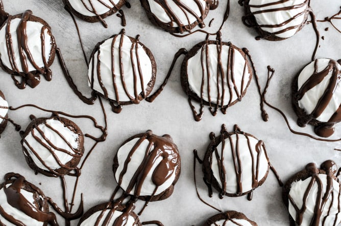 Peppermint Pattie Cookies I howsweeteats.com