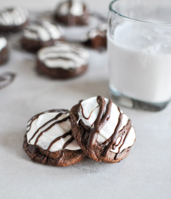 Peppermint Pattie Cookies I howsweeteats.com
