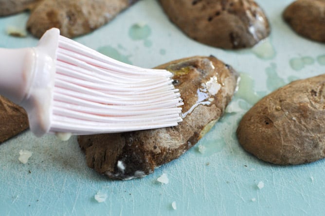 Bacon Blue Cheeseburger Potato Skins I howsweeteats.com