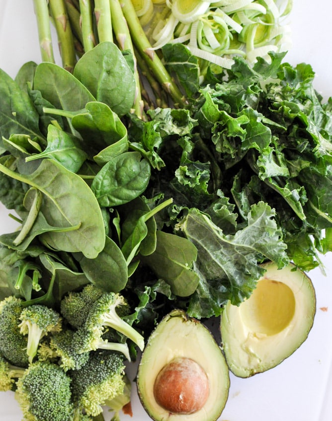 Creamy Pasta Verde with Garlic Brown Butter Breadcrumbs I howsweeteats.com