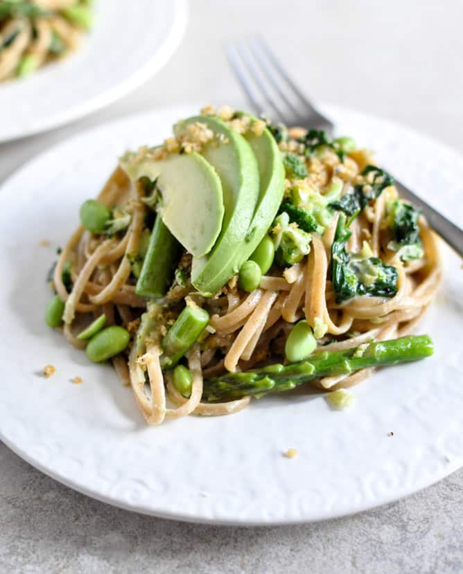 Creamy Pasta Verde with Garlic Brown Butter Breadcrumbs I howsweeteats.com