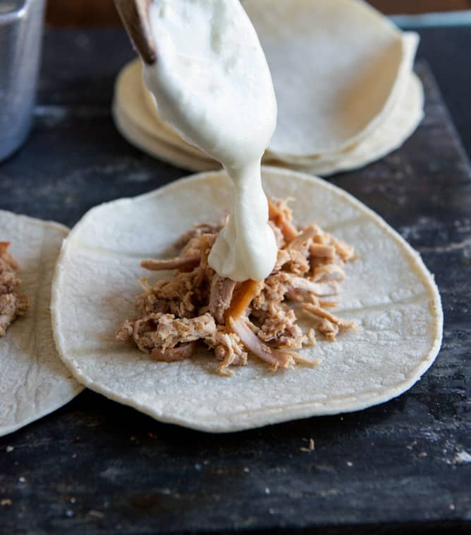 Smoky Roasted Chicken Tacos with Spicy Goat Cheese Queso I howsweeteats.com