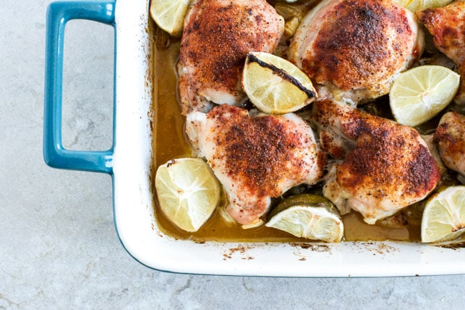 Smoky Roasted Chicken Tacos with Spicy Goat Cheese Queso I howsweeteats.com