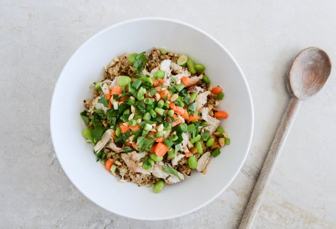 Thai Chicken Quinoa Bowl I howsweeteats.com