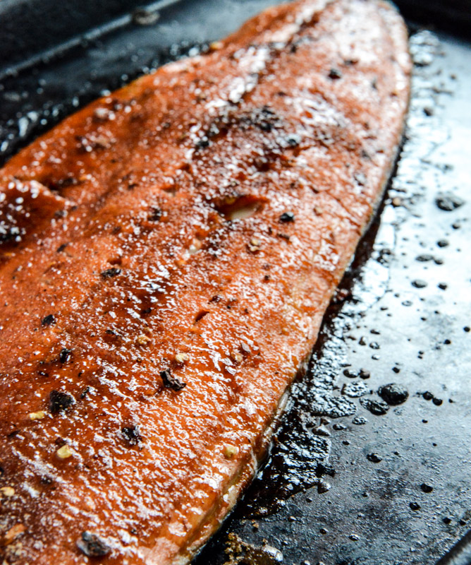Broiled Spicy Brown Sugar Salmon I howsweeteats.com