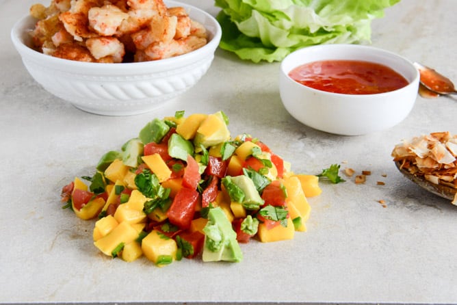 Beer Battered Shrimp Lettuce Wraps with Mango Avocado Salsa I howsweeteats.com