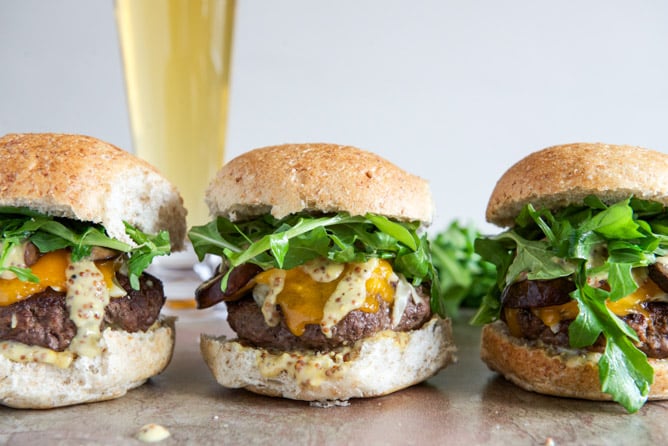 Cheeseburgers with Sautéed Mushrooms, Arugula and Dijon Aioli I howsweeteats.com
