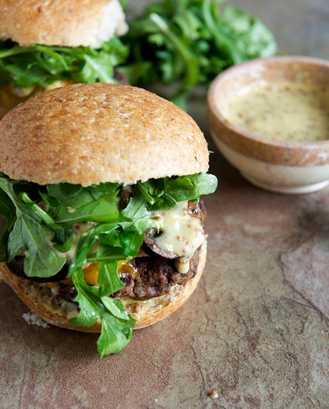 Cheeseburgers with Sautéed Mushrooms, Arugula and Dijon Aioli I howsweeteats.com