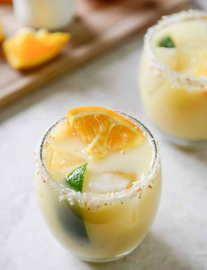 Coconut Creamsicle Margaritas I howsweeteats.com