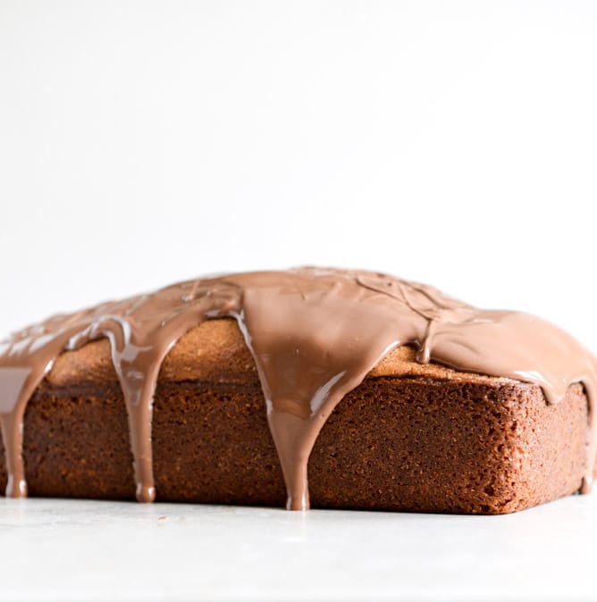 Spiked Almond Joy Poundcake I howsweeteats.com