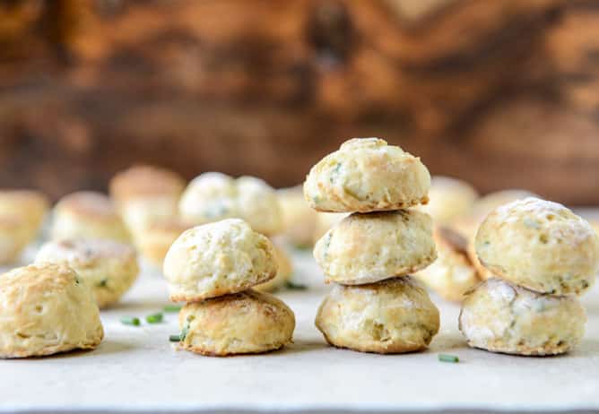 Mini Cream Cheese + Chive Biscuits I howsweeteats.com
