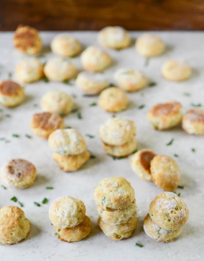 Mini Cream Cheese + Chive Biscuits I howsweeteats.com