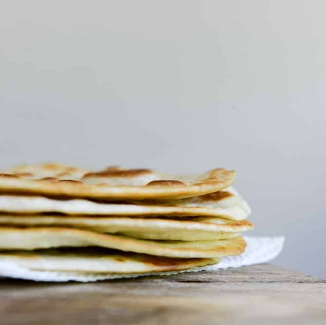 Marinated Greek Chicken Tostadas I howsweeteats.com