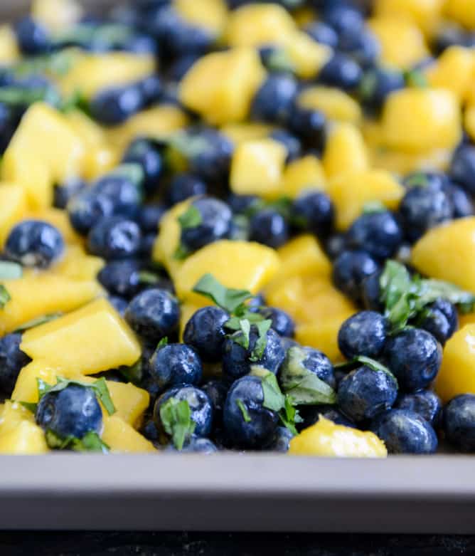 Fresh Peach, Blueberry + Basil Crisp I howsweeteats.com