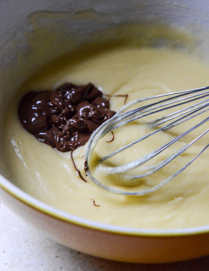 Buttered Popcorn Crunch Brownies I howsweeteats.com