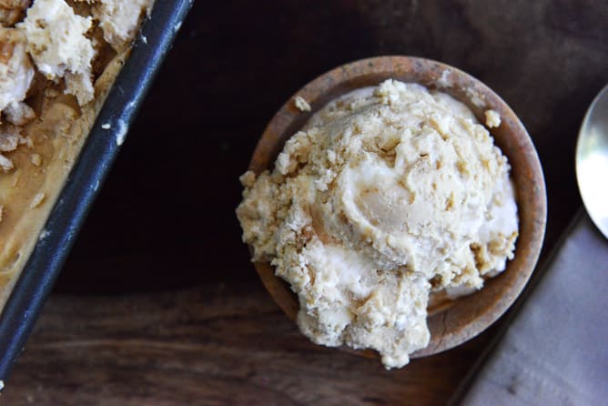 Fluffernutter Chip Ice Cream I howsweeteats.com Fluffernutter Chip Ice Cream I howsweeteats.com