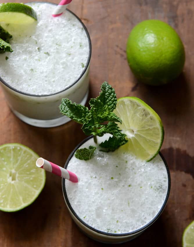 Frosty Coconut Mojitos I howsweeteats.com