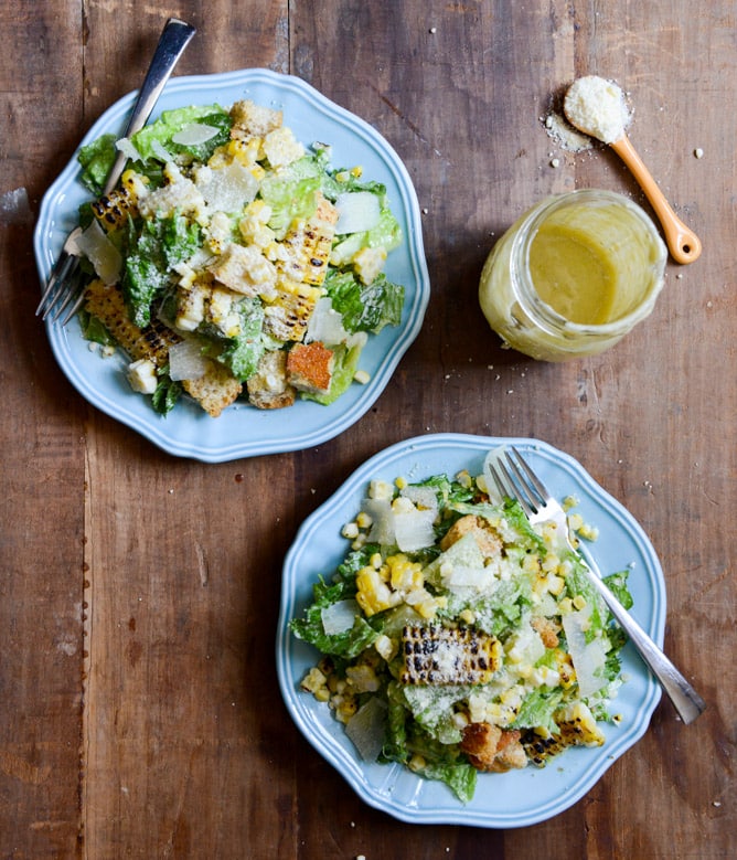 Roasted Corn Caesar Salads with Parmesan Greek Yogurt Caesar Dressing I howsweeteats.com