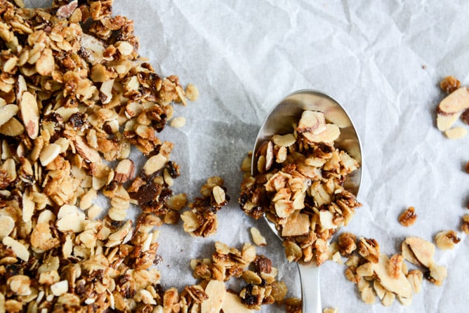 Caramelized Peaches + Cream with a Toasted Crumble I howsweeteats.com