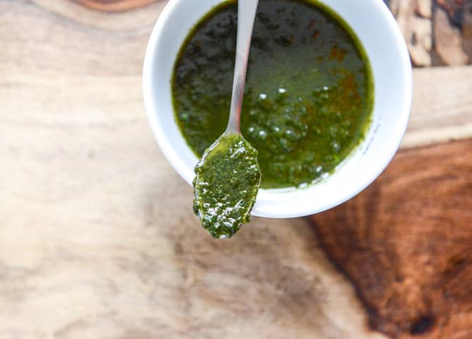 End Of Summer Bean Burgers with Grilled Corn + Pesto I howsweeteats.com