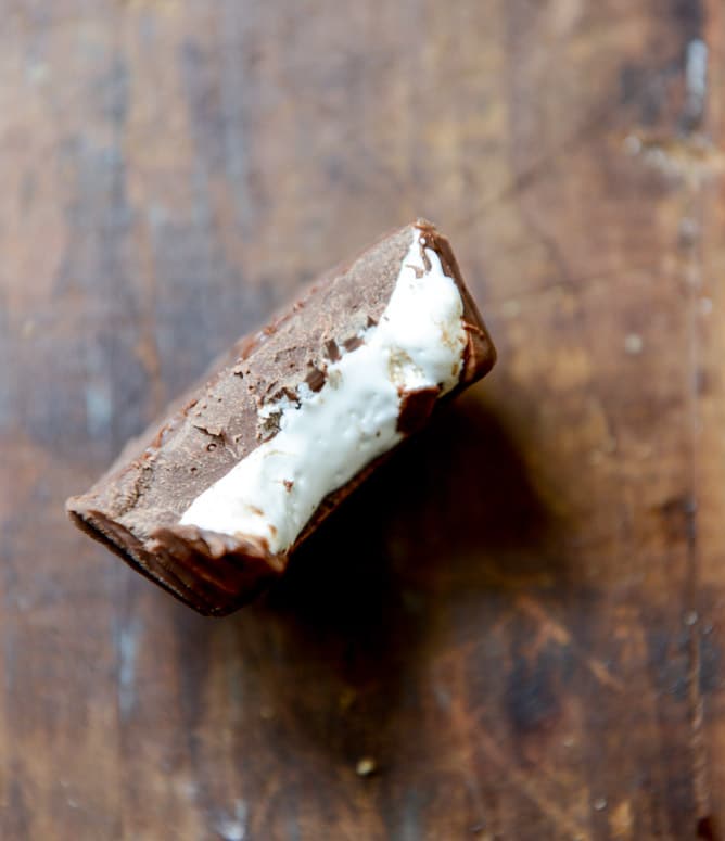 Homemade Mallo Cups I howsweeteats.com